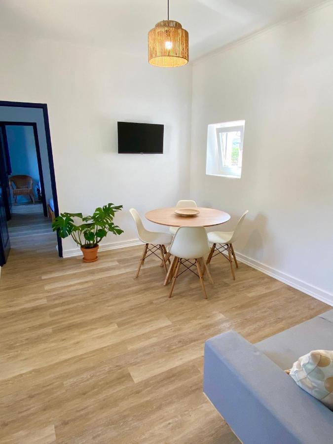 Pine & Apple Sintra Beach House Colares Extérieur photo